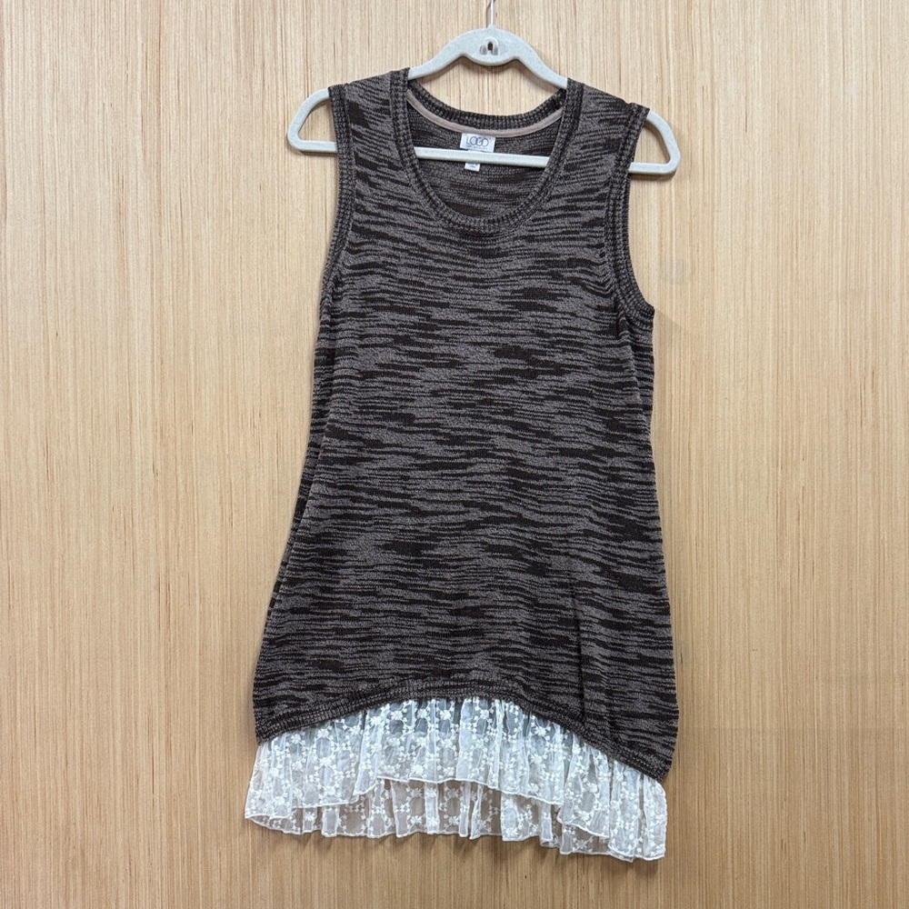 LOGO by Lori Goldstein Brown Sleeveless Top with Lace Hem